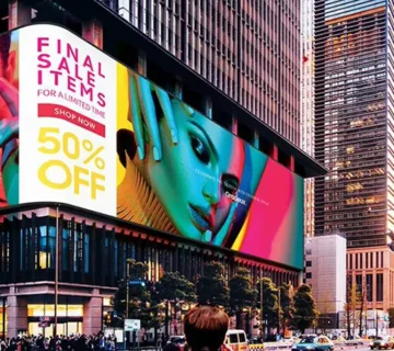 Digital signage menu board by Makers24